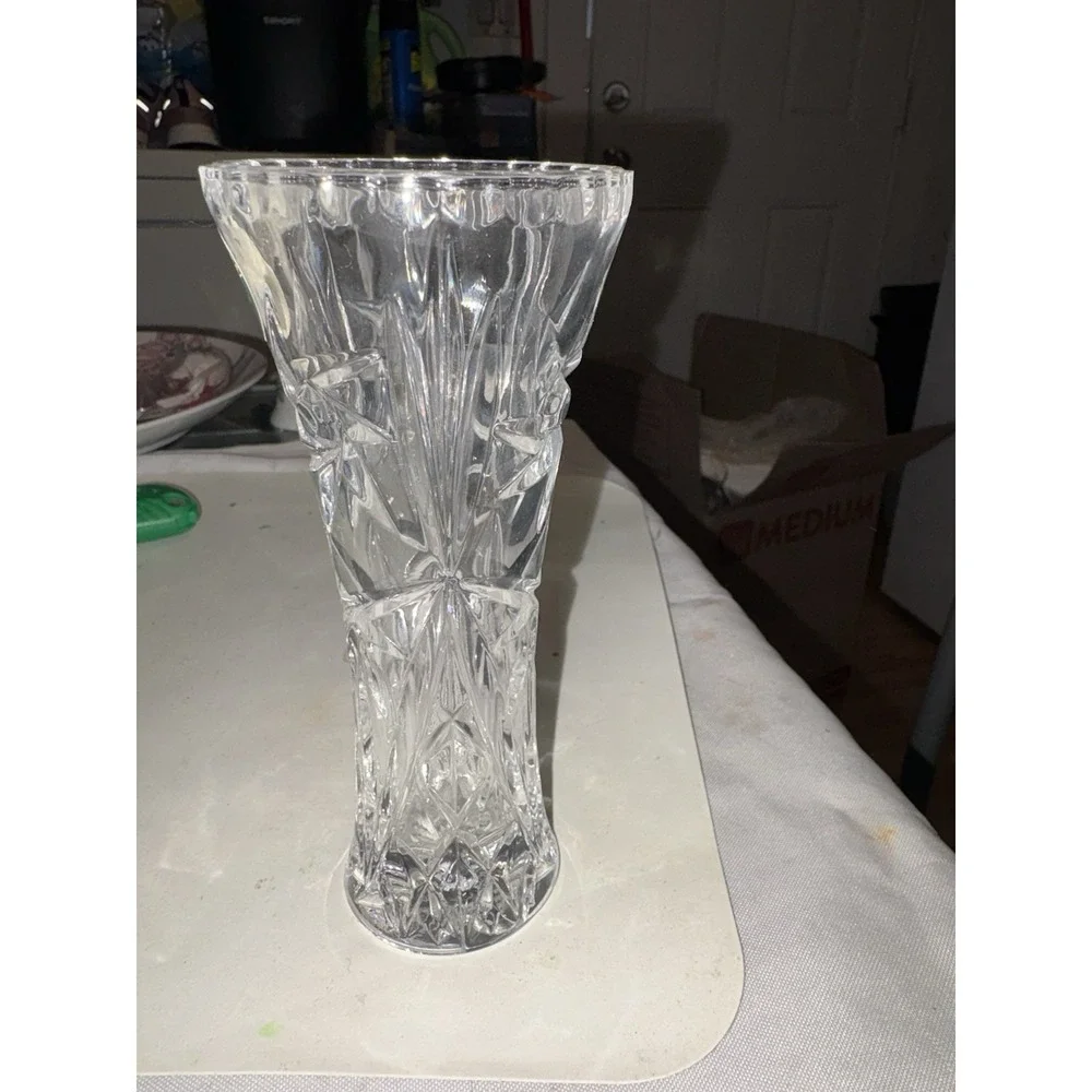 Lenox Clear Cut Crystal Decorative Bud Vase Made in USA